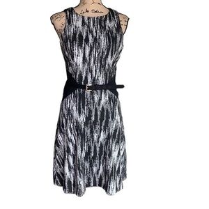 Cache Sleeveless Black White Shift Dress Sz 8